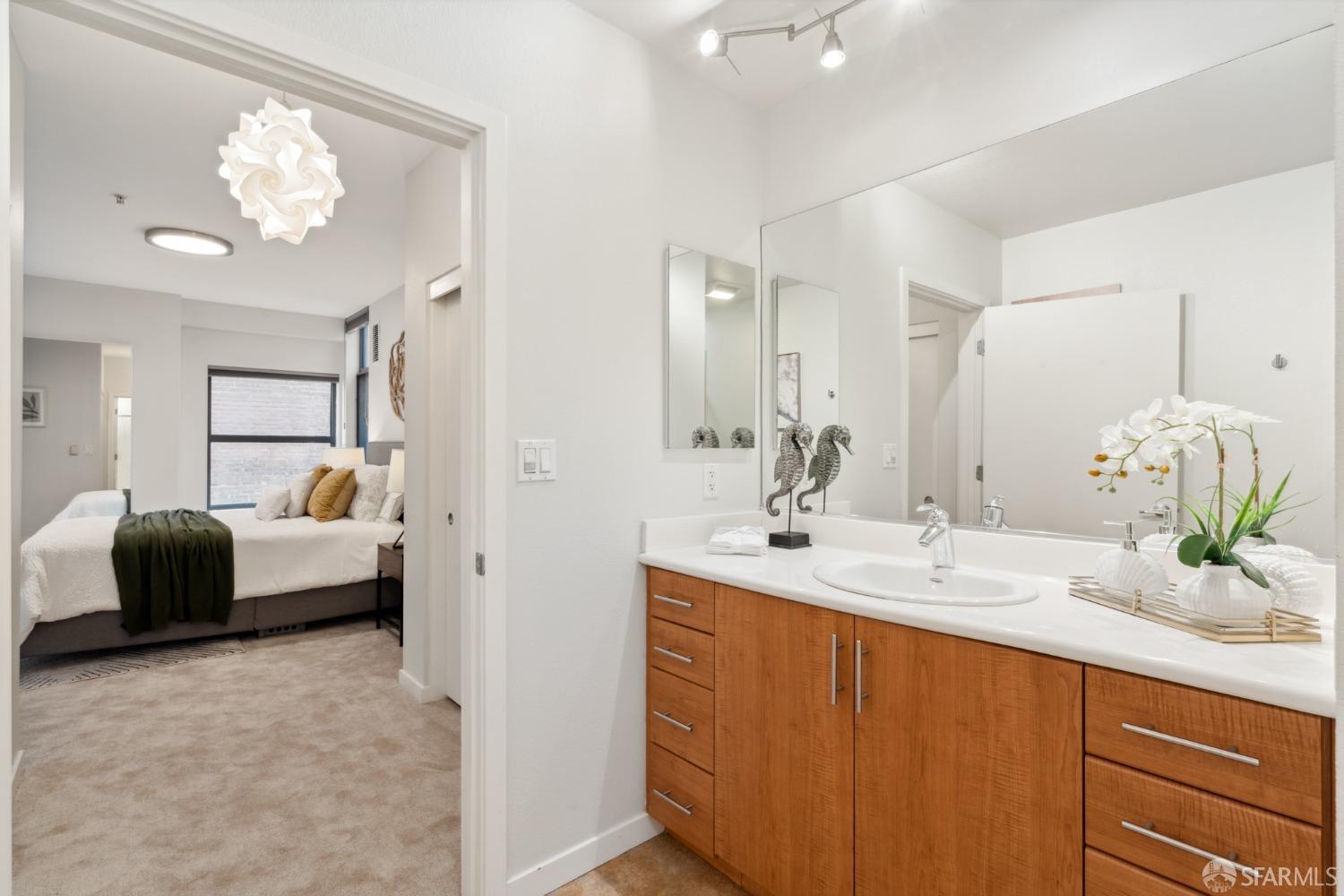 288 3rd Street # 201