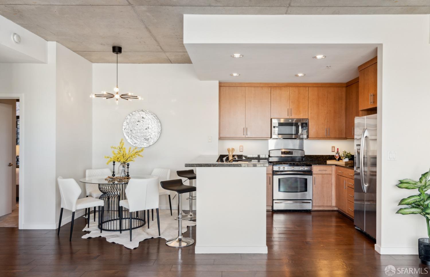 288 3rd Street # 201
