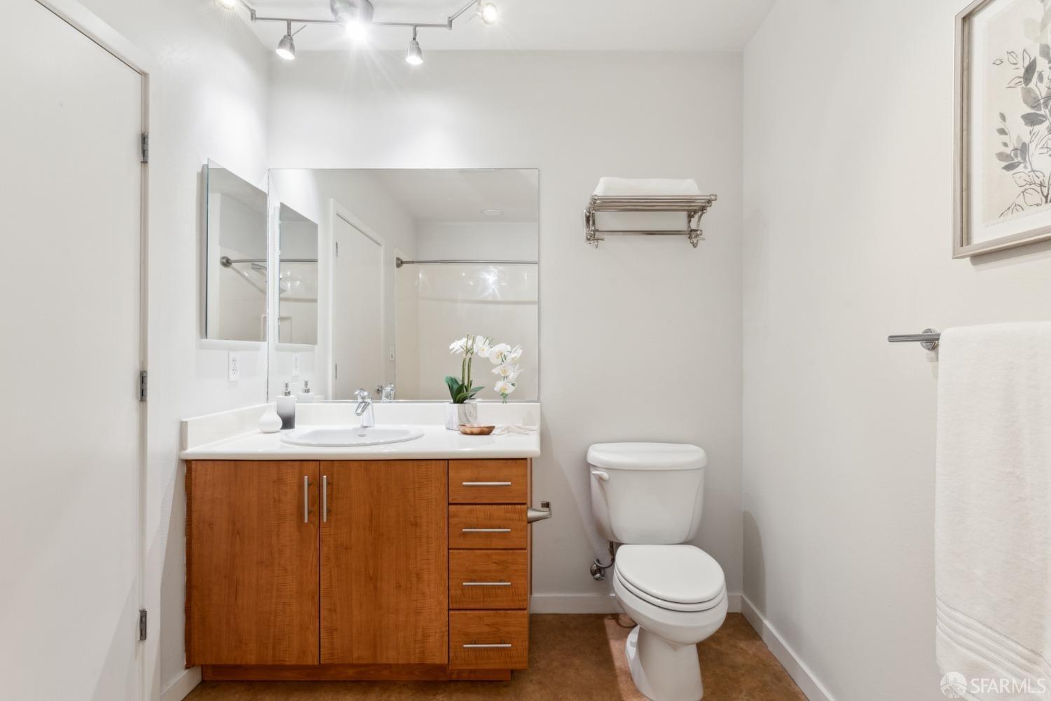 288 3rd Street # 201