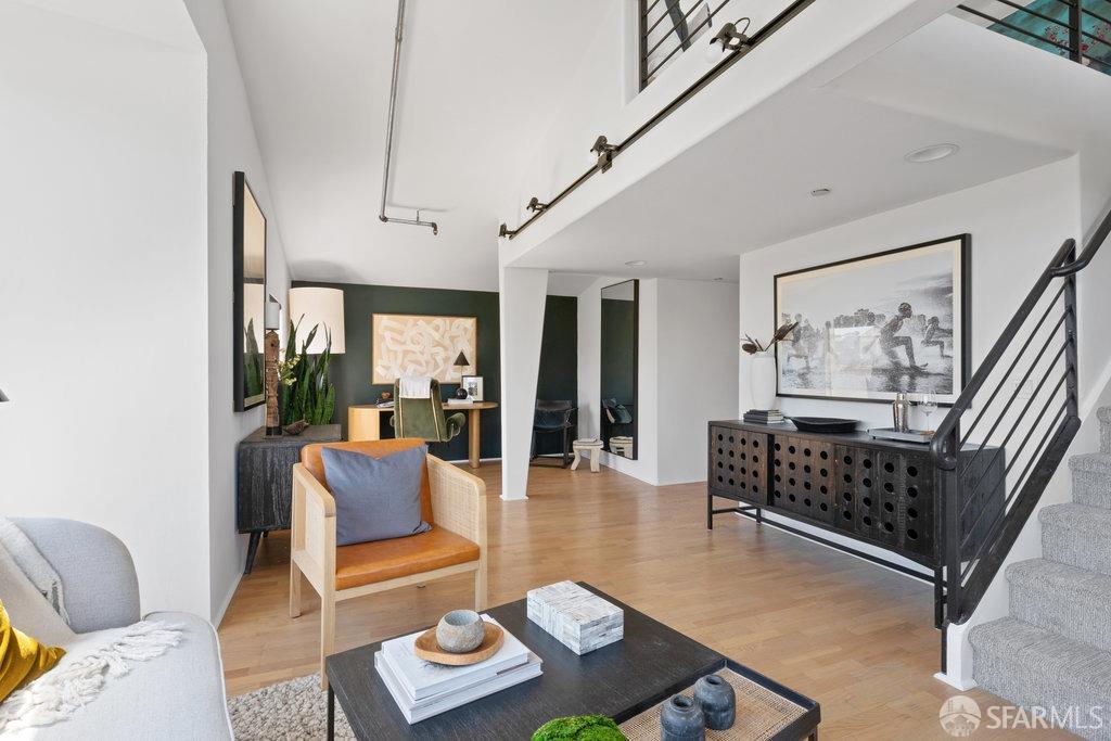 728 Alabama Street # 301