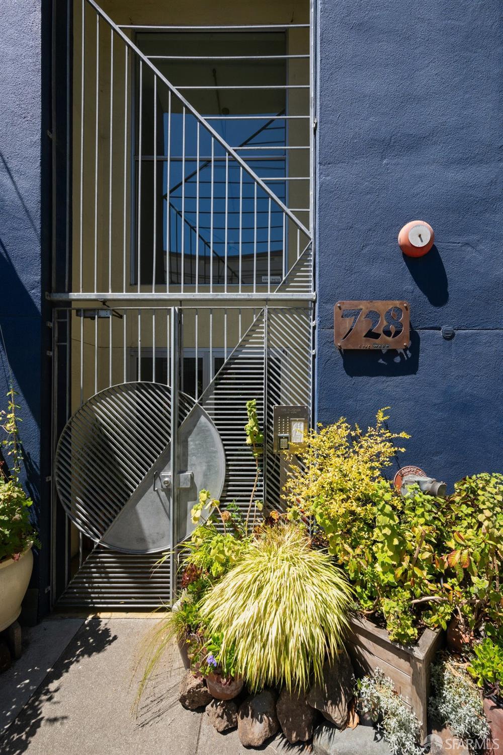 728 Alabama Street # 301