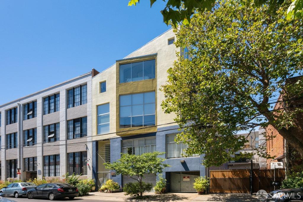 728 Alabama Street # 301