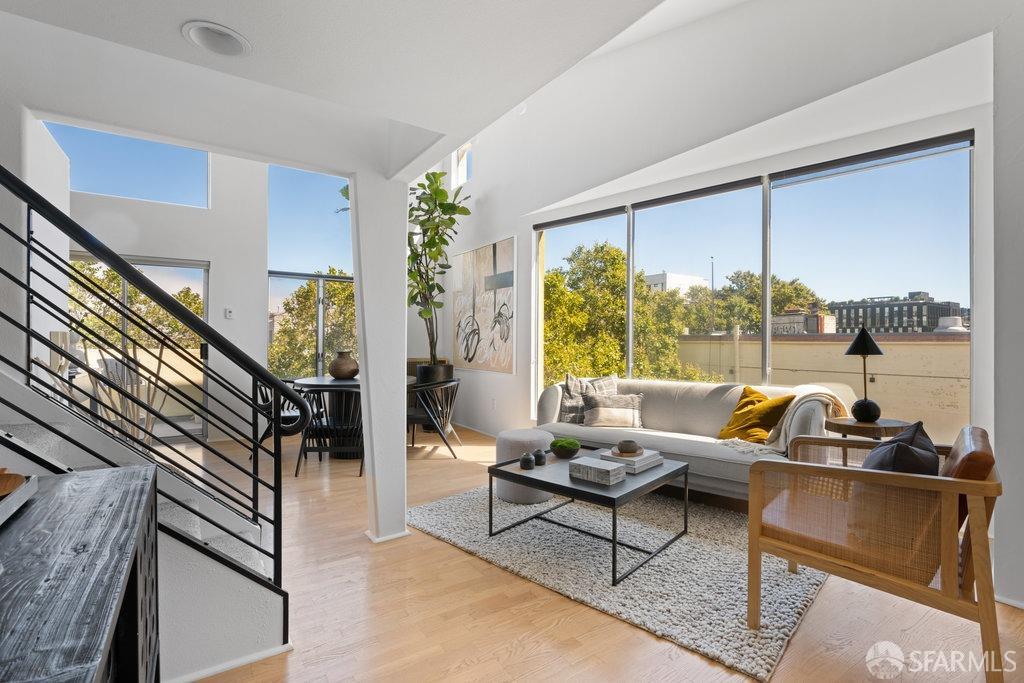 728 Alabama Street # 301