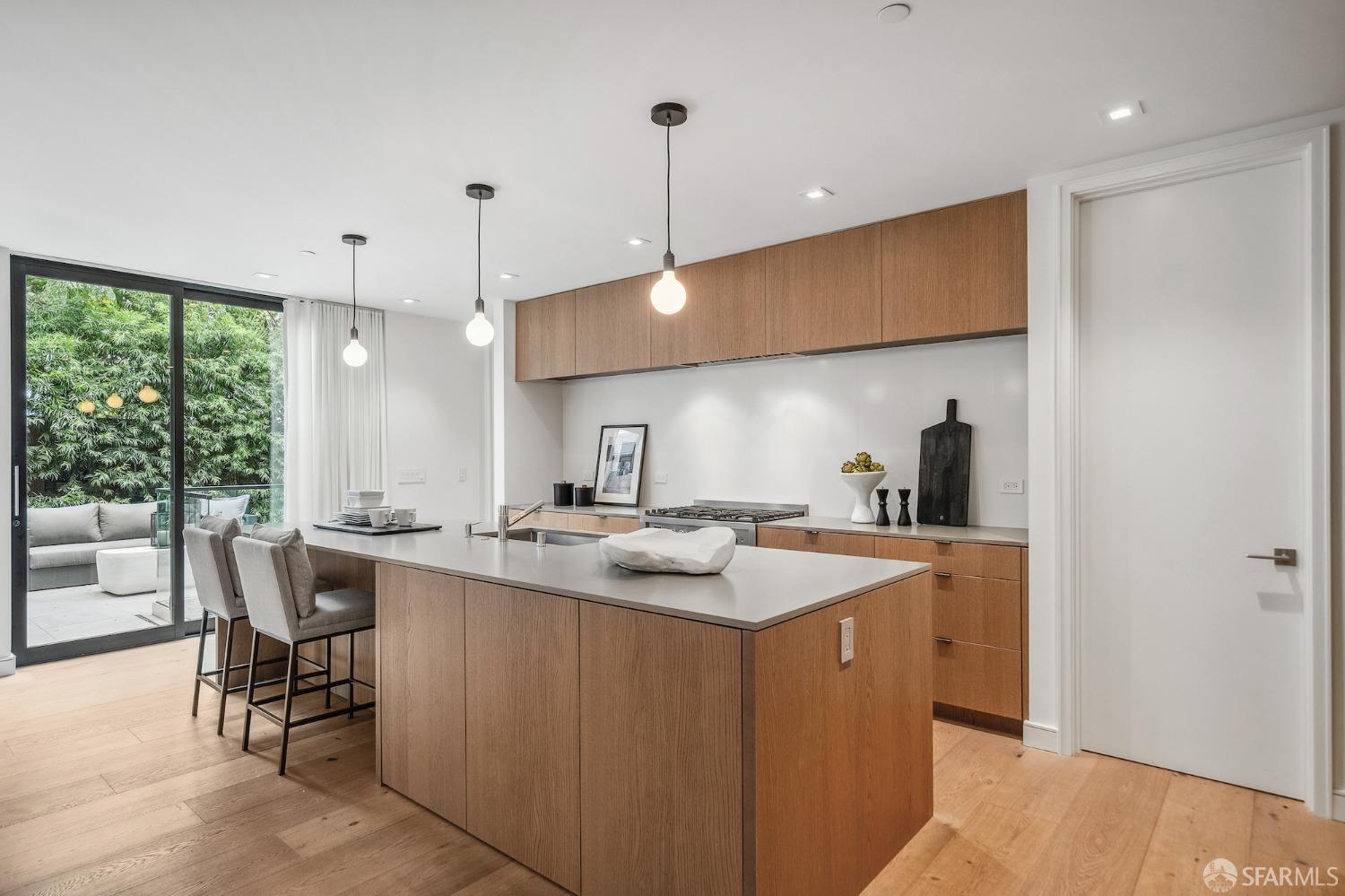 19 Rosemont Place