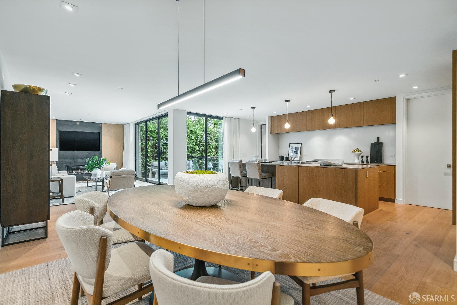 19 Rosemont Place