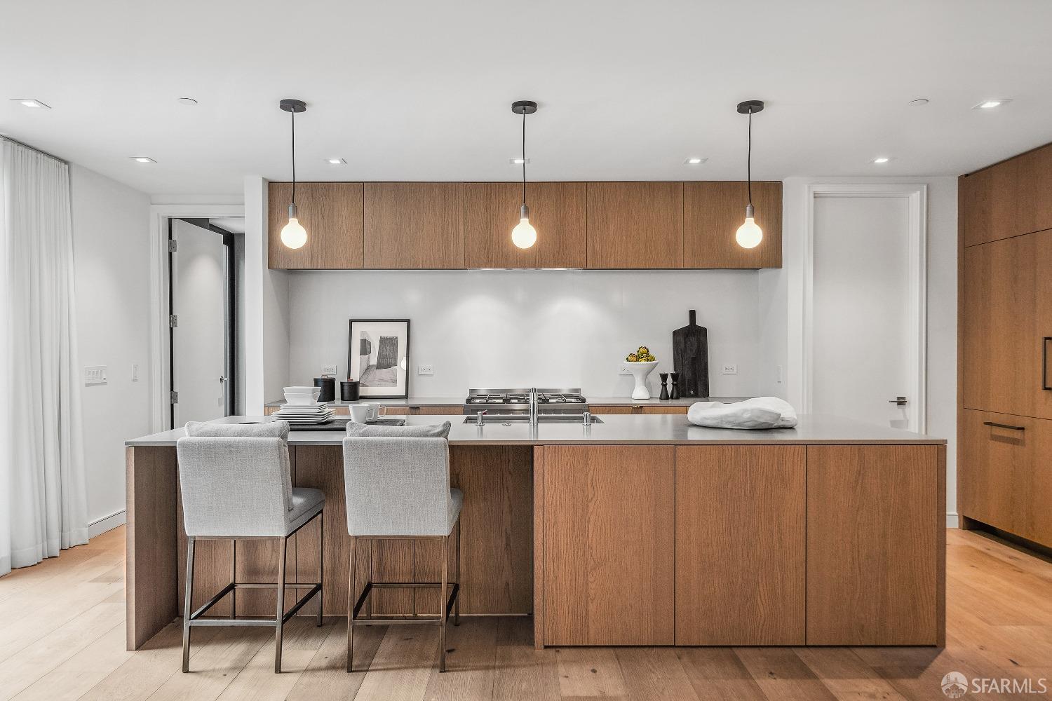 19 Rosemont Place