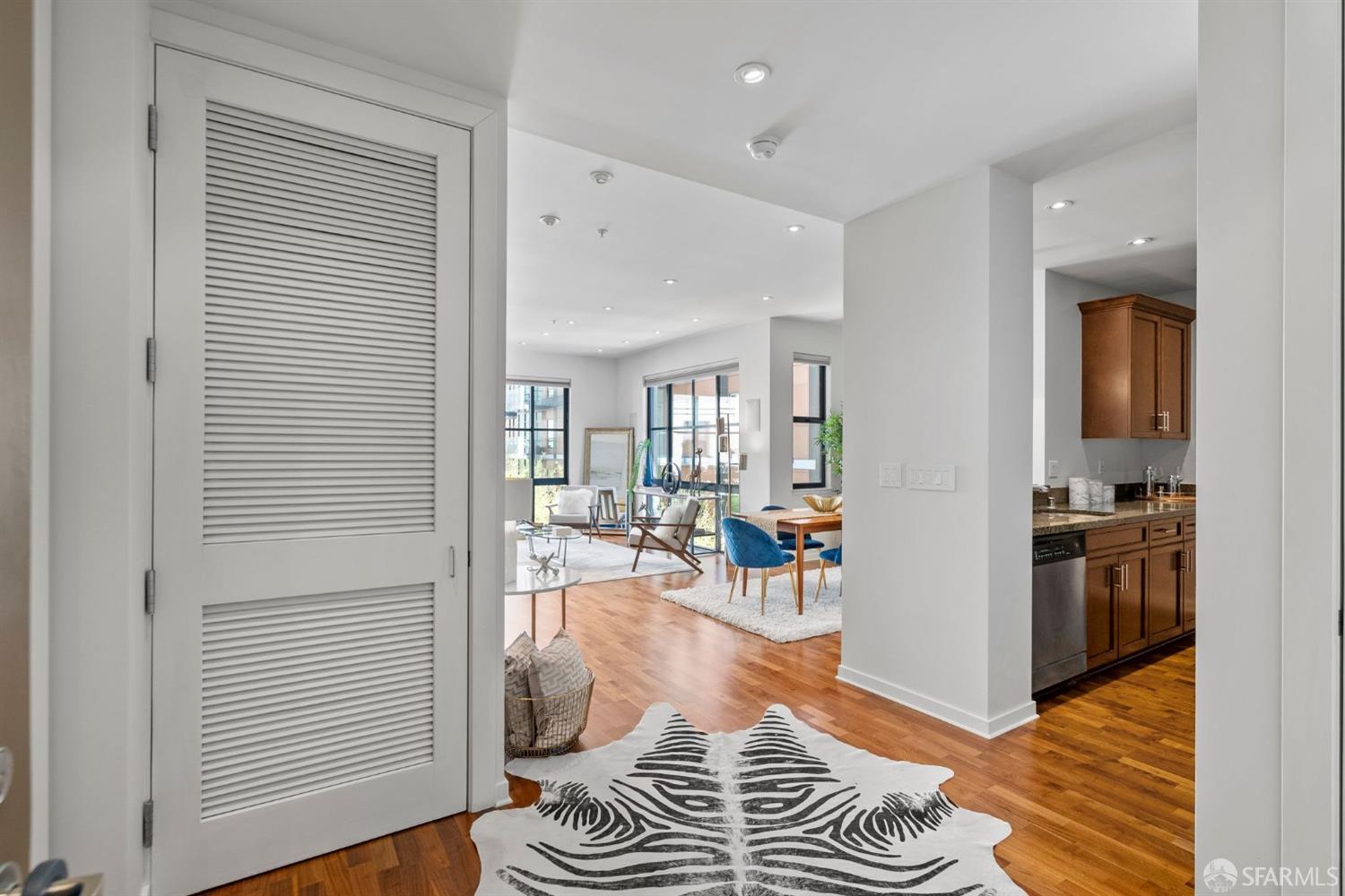 88 Townsend Street # 301