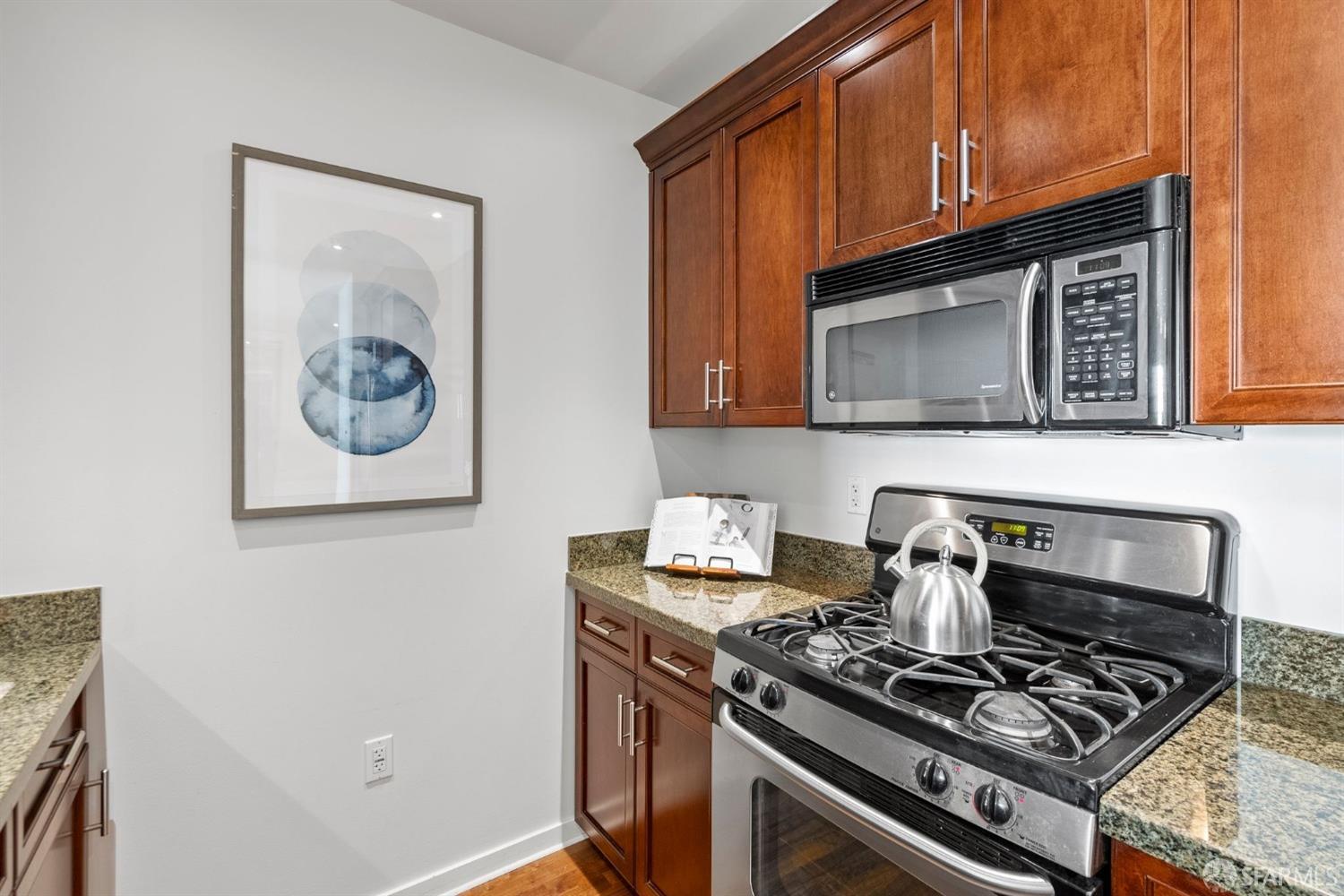 88 Townsend Street # 301