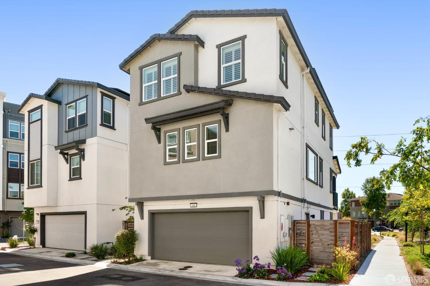646 Eucalyptus Way