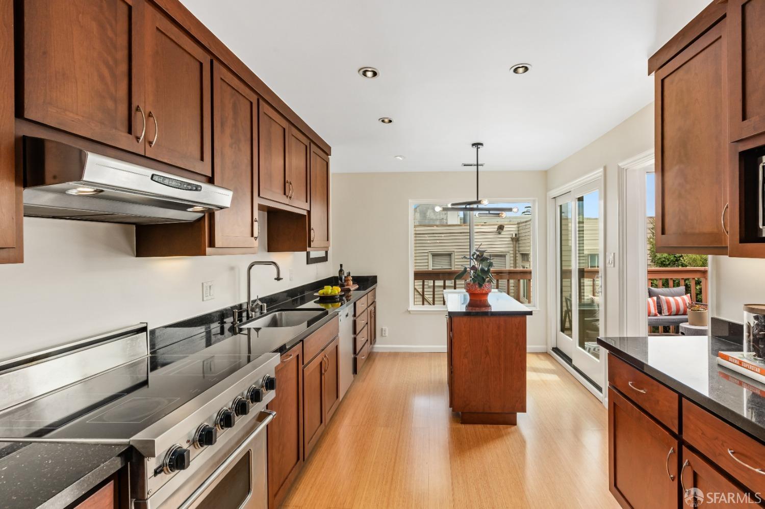 470 Fillmore Street # 3