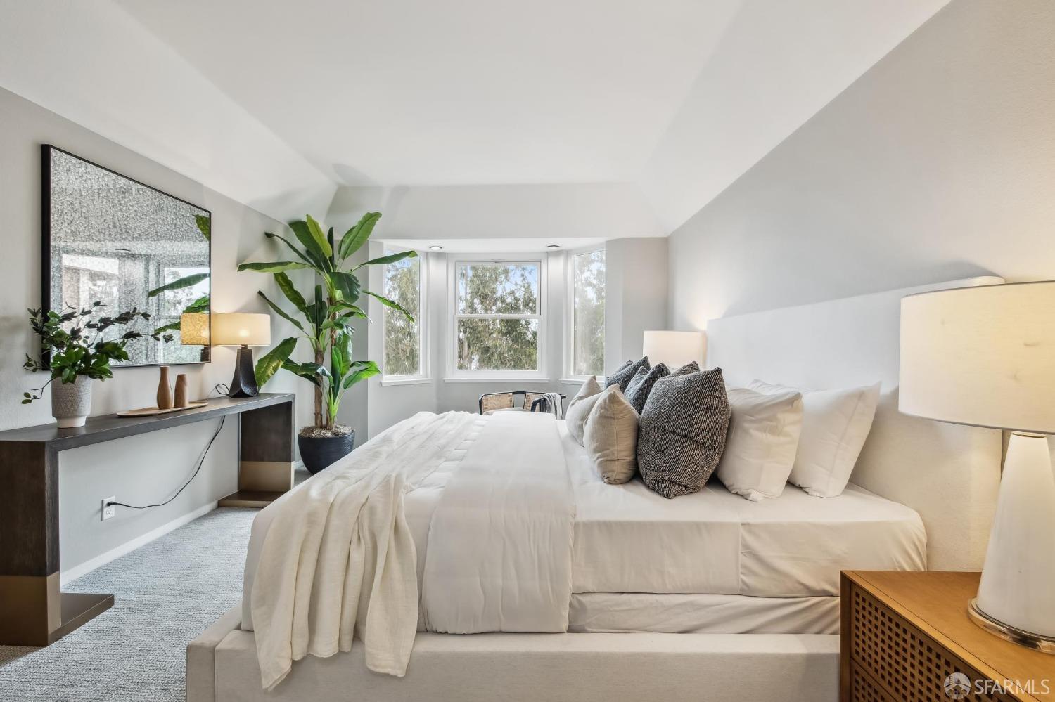 212 Carnelian Road