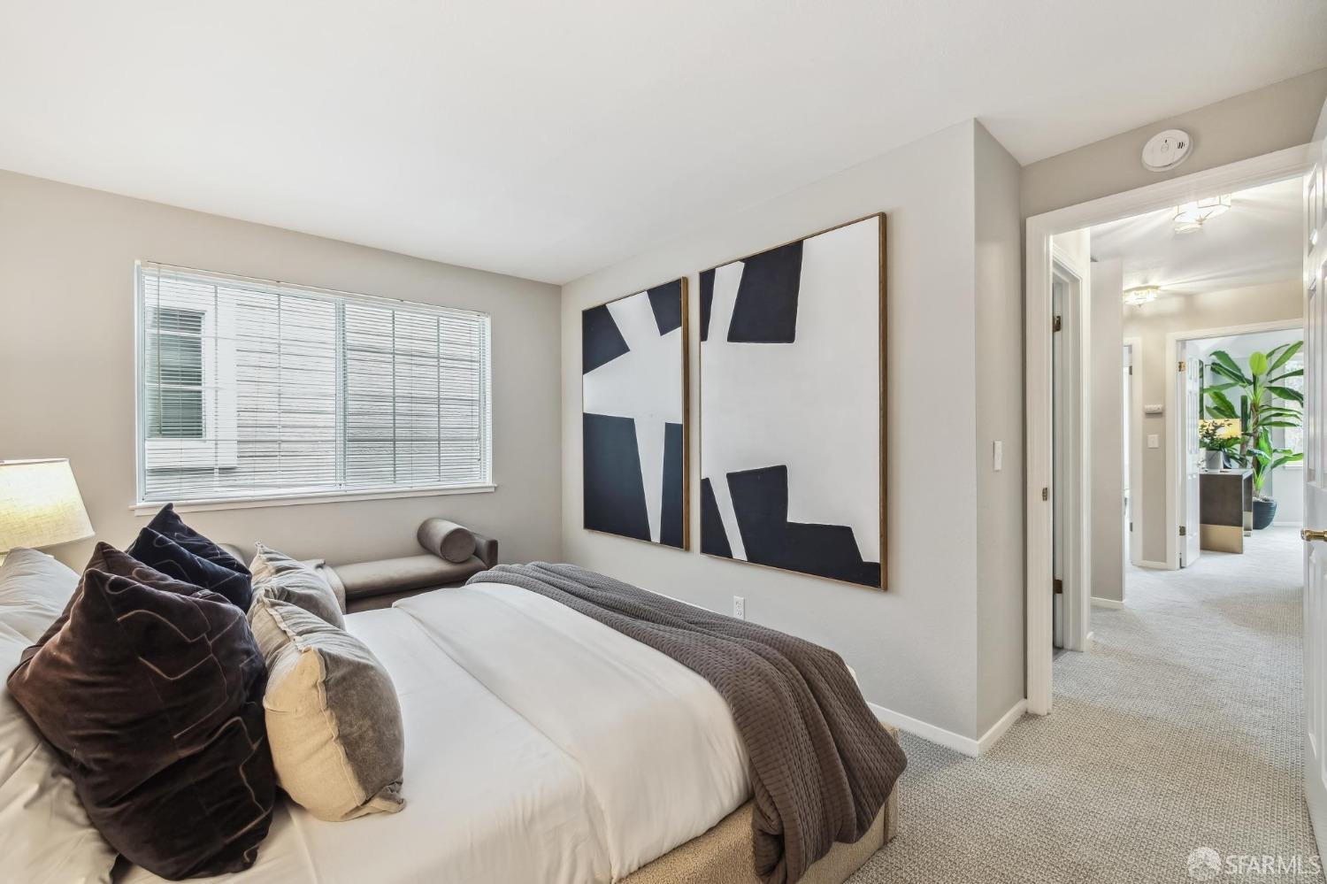 212 Carnelian Road