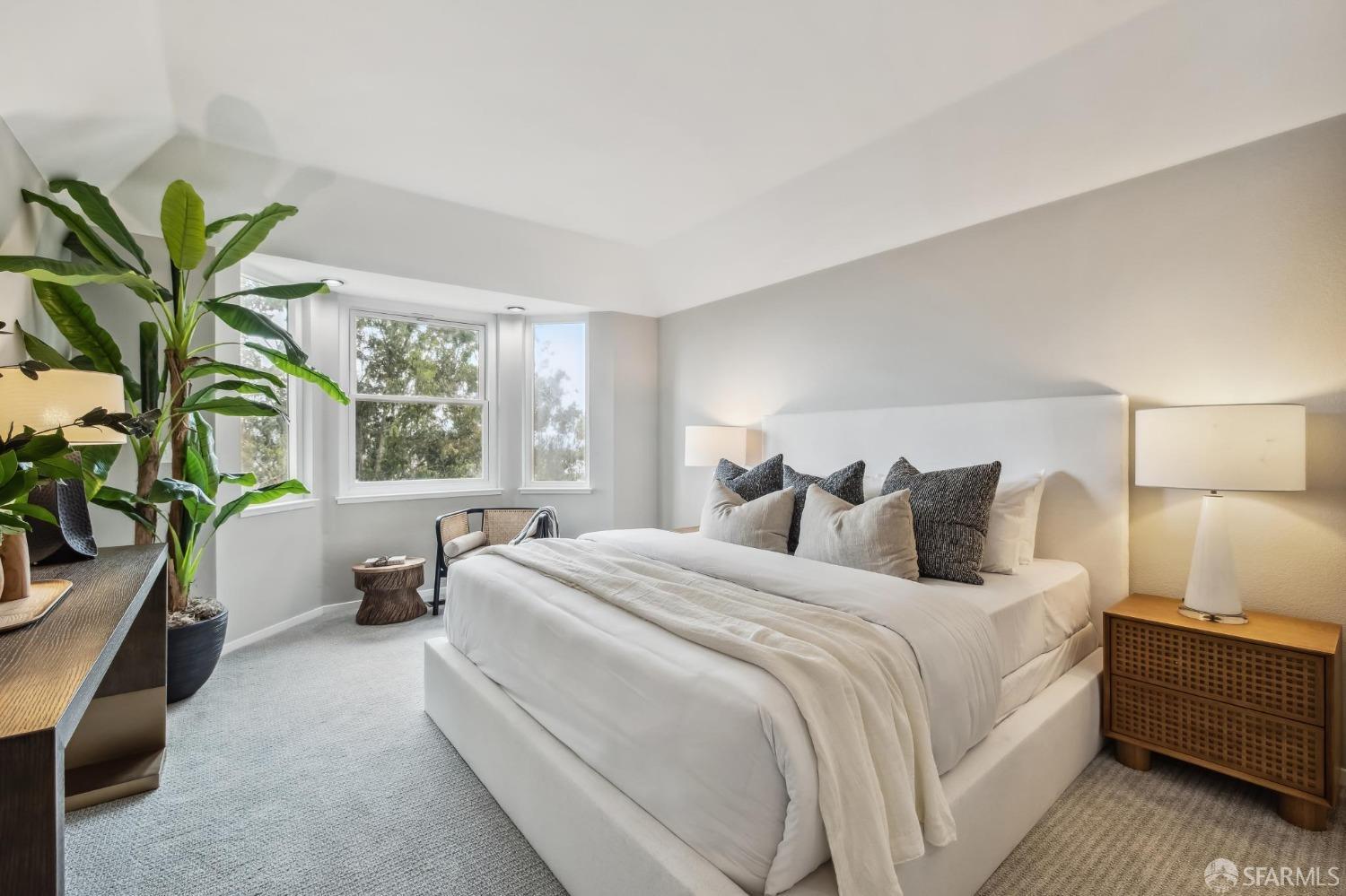 212 Carnelian Road