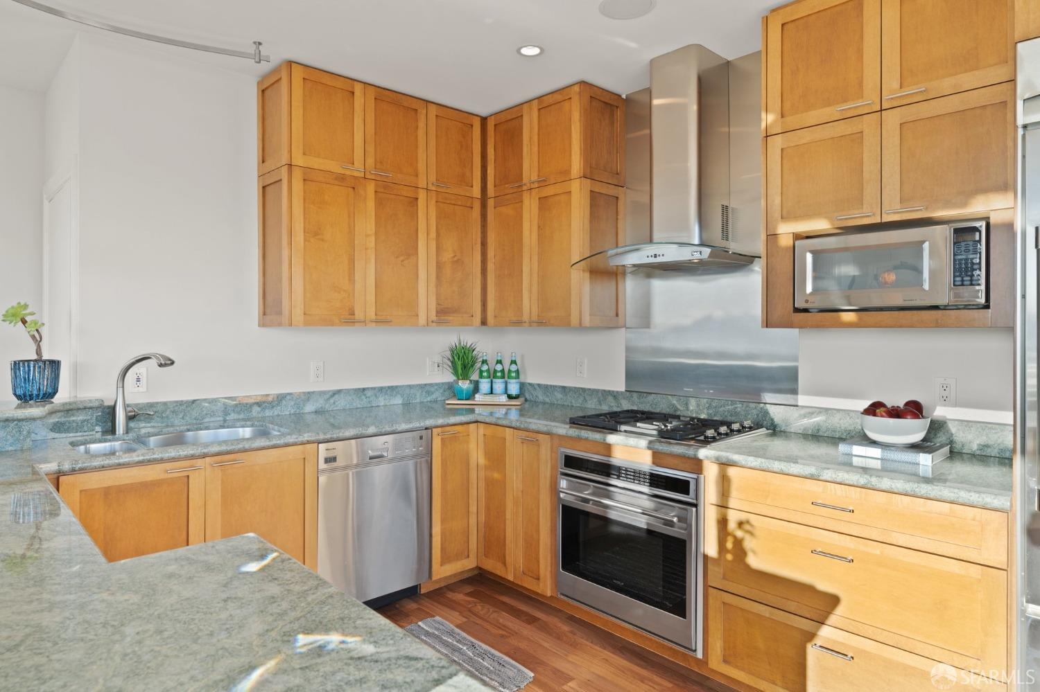 430 Greenwich Street