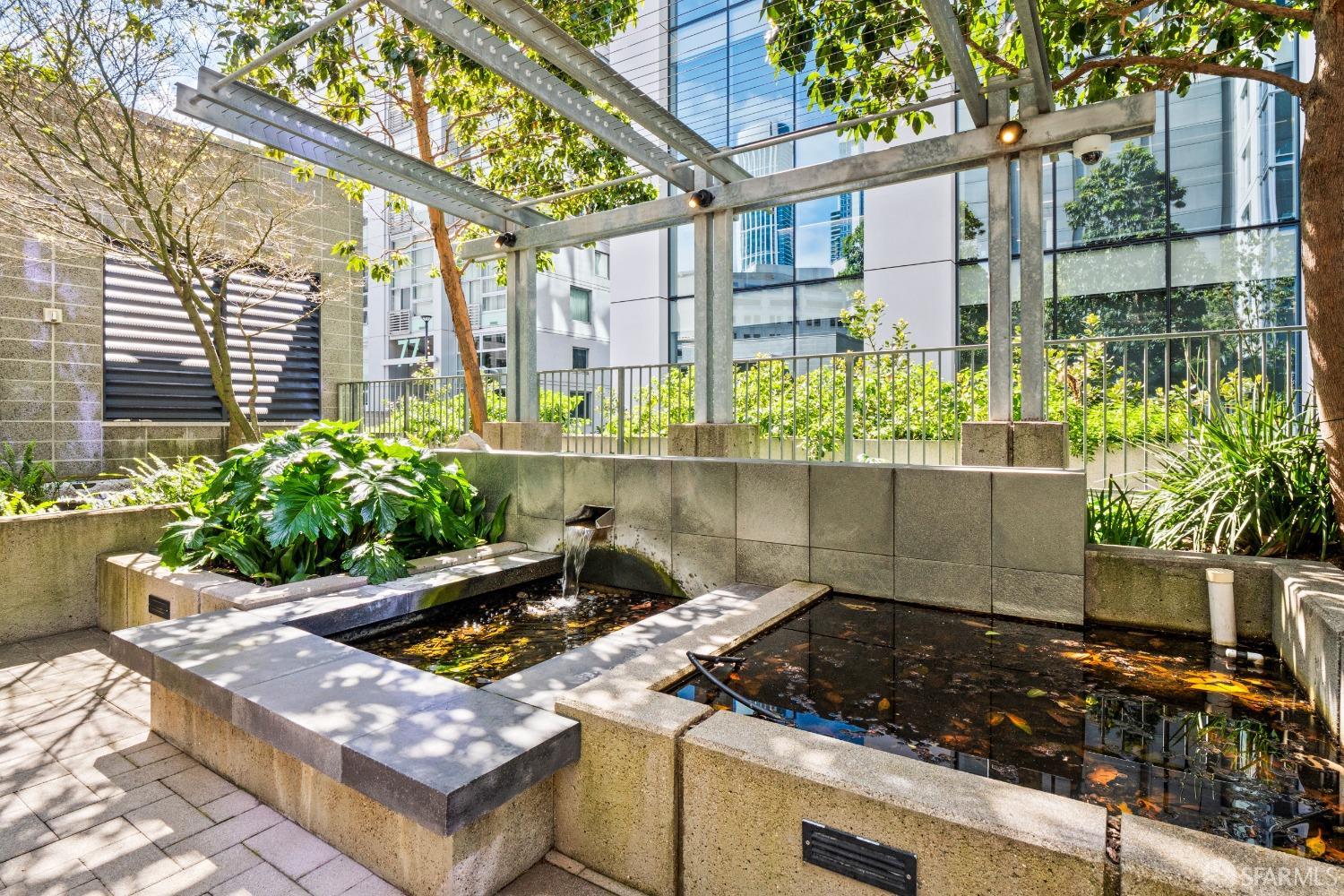 631 Folsom Street Unit: PHD
