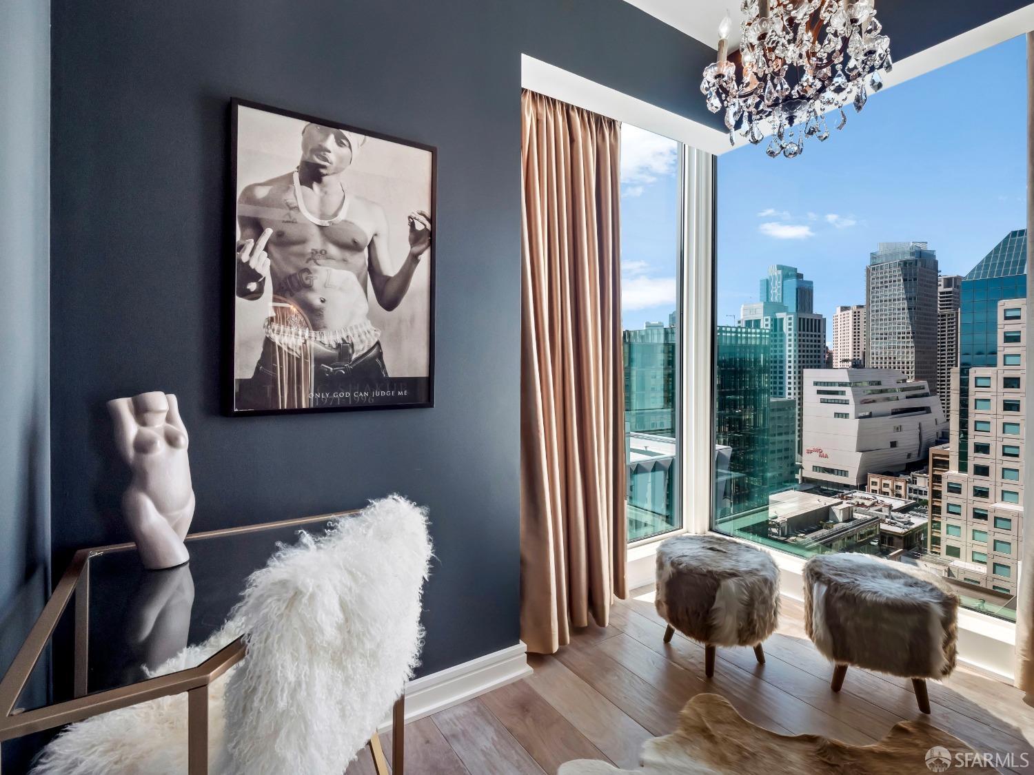 631 Folsom Street Unit: PHD
