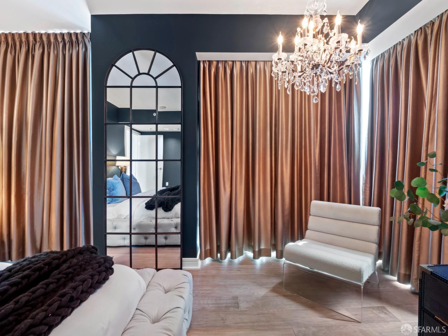 631 Folsom Street Unit: PHD