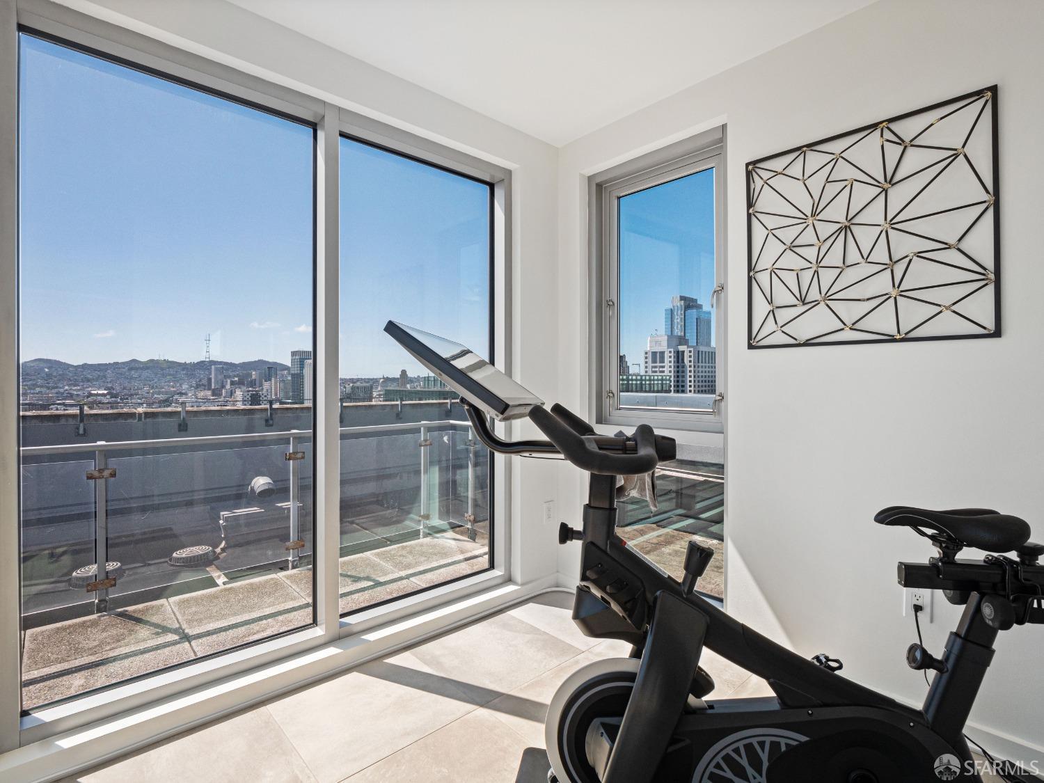 631 Folsom Street Unit: PHD
