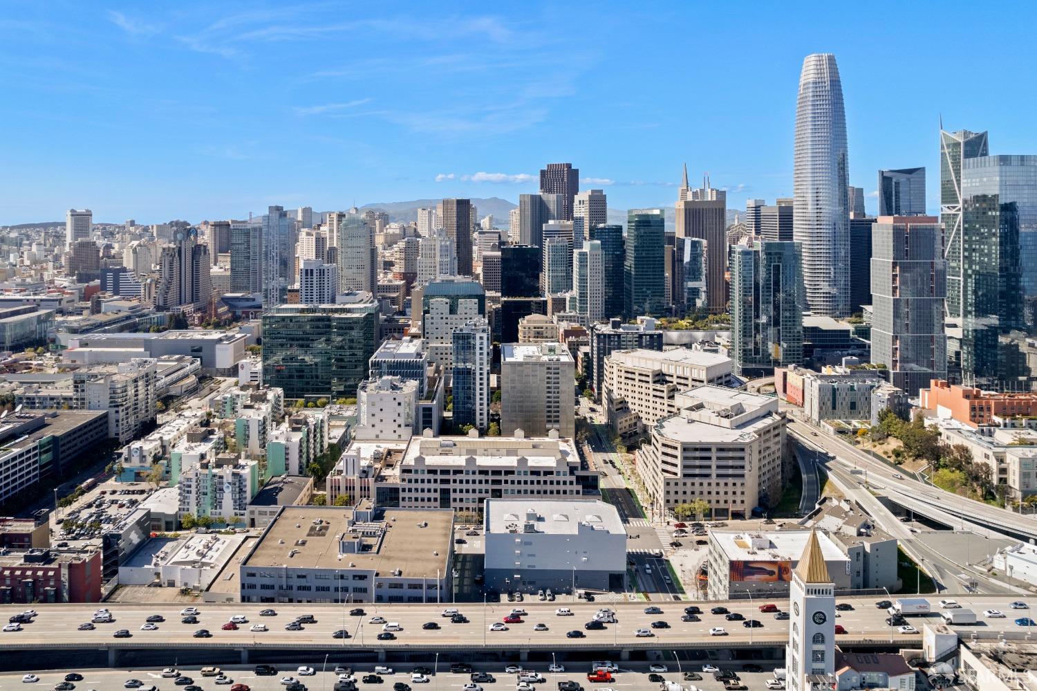 631 Folsom Street Unit: PHD