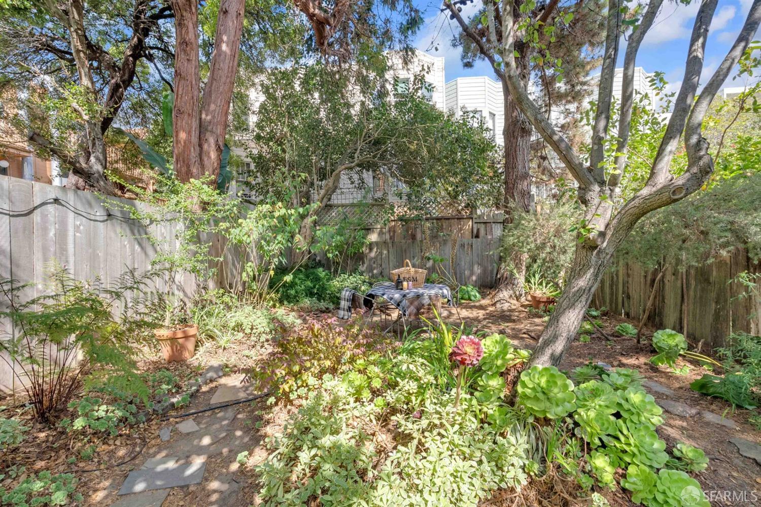 570 Page Street # 5