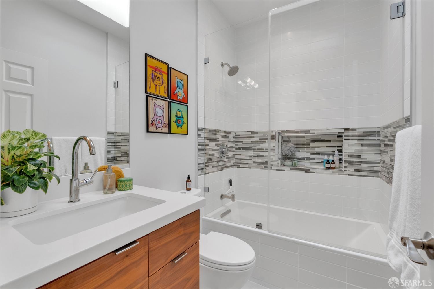 570 Page Street # 5