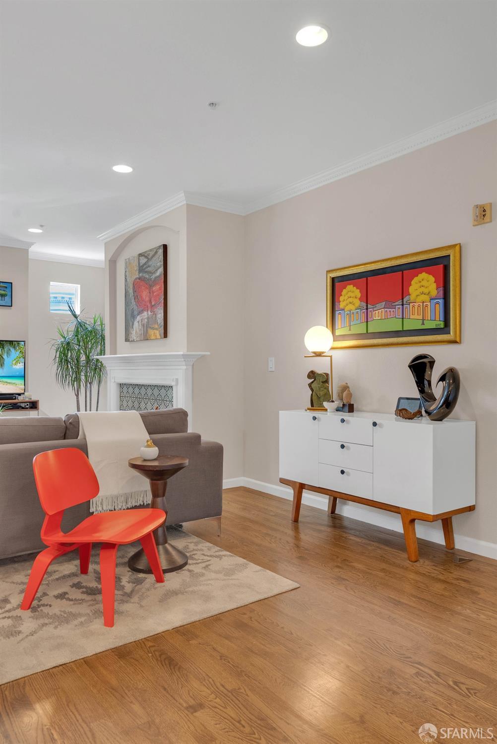 570 Page Street # 5