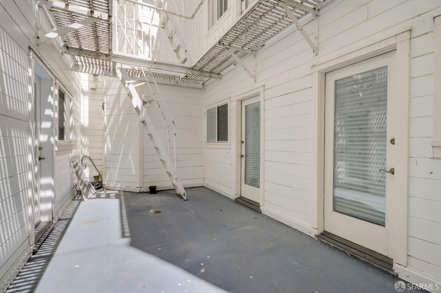 1921 Jefferson Street # 107