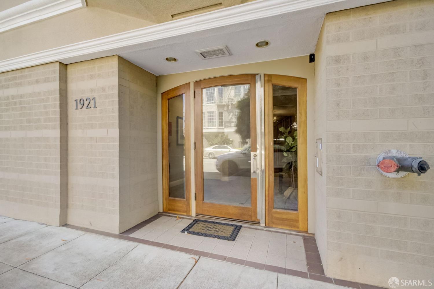 1921 Jefferson Street # 107
