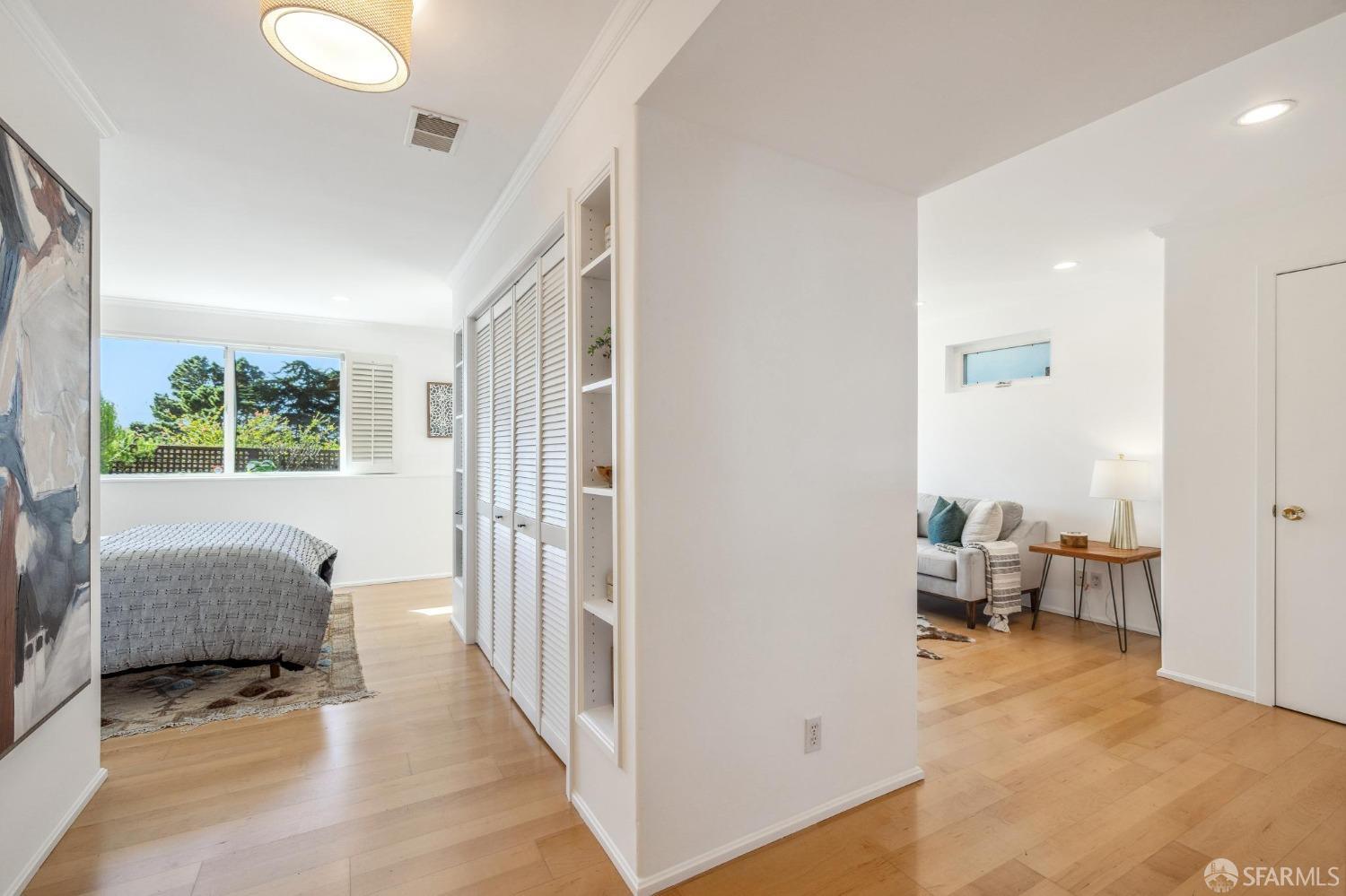 119 Knollview Way