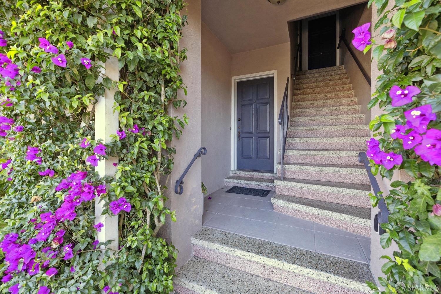 2 Rossi Avenue
