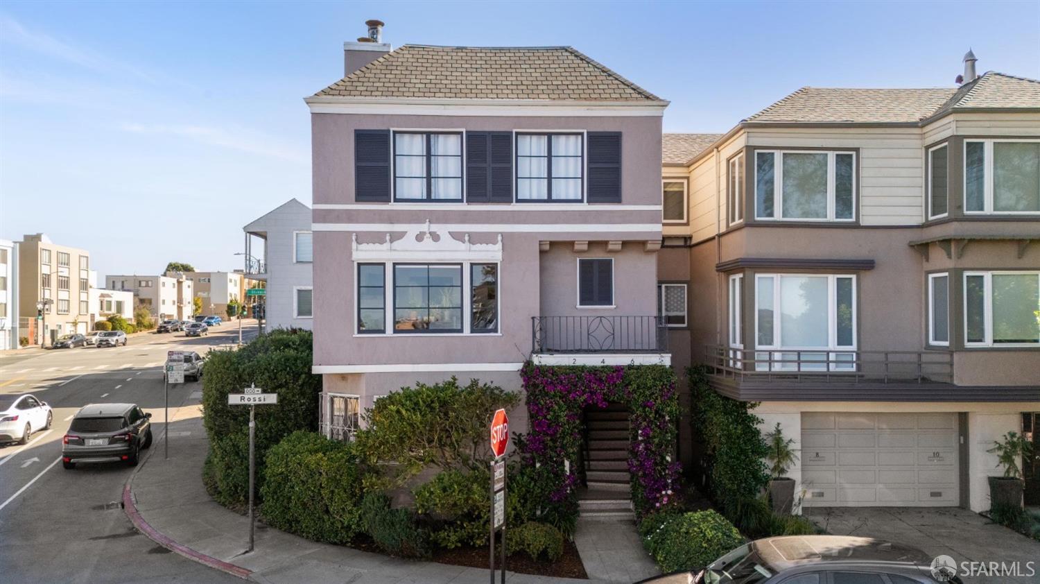 2 Rossi Avenue