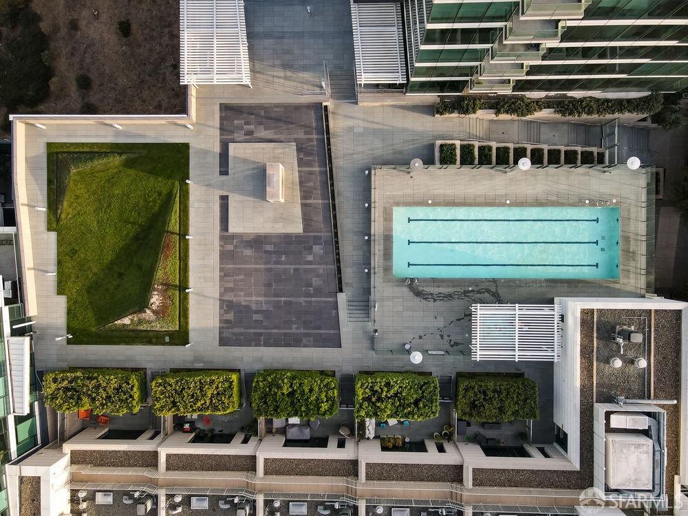 425 1st Street # 4208