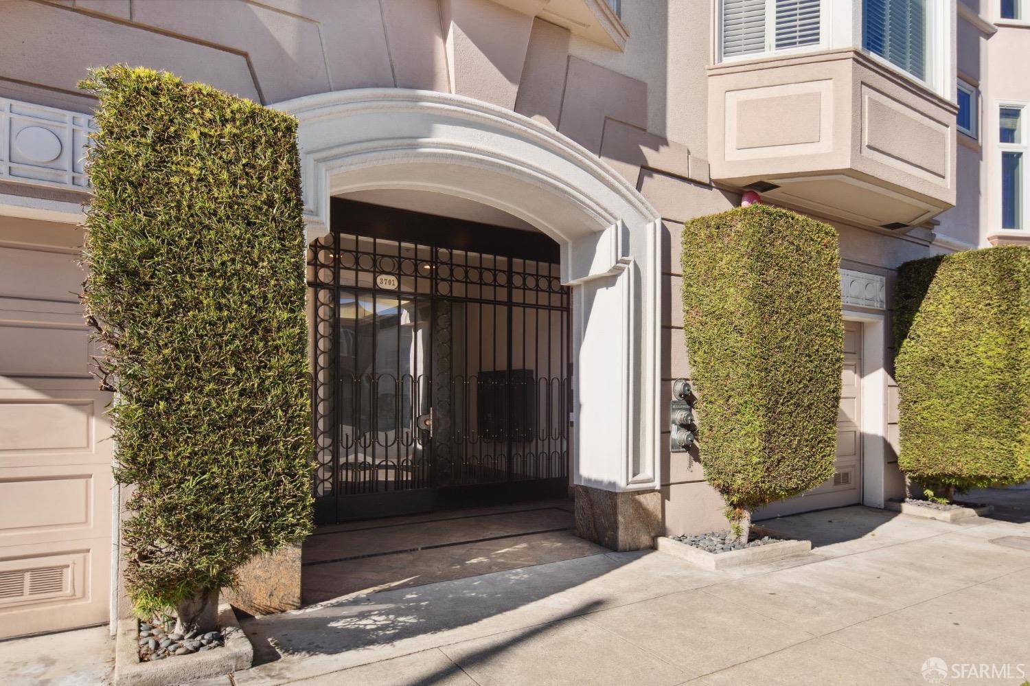 3701 Divisadero Street # 203