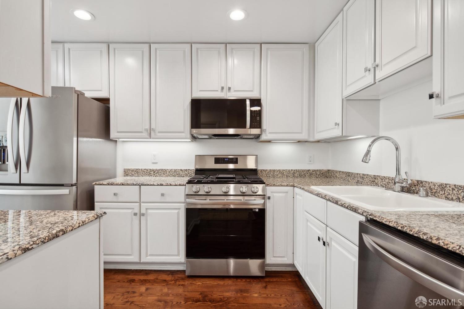 3701 Divisadero Street # 203