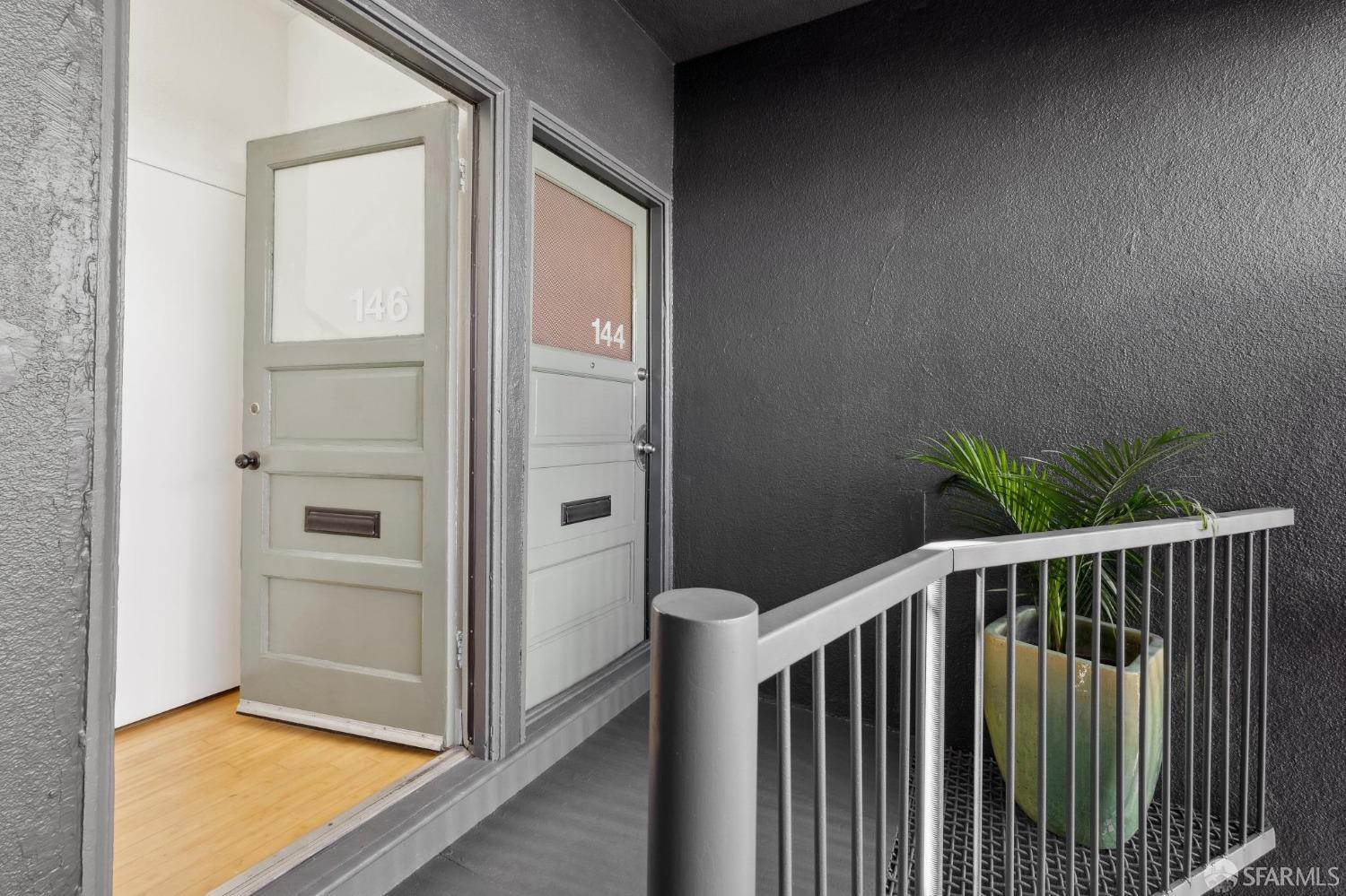 146 Dore Street