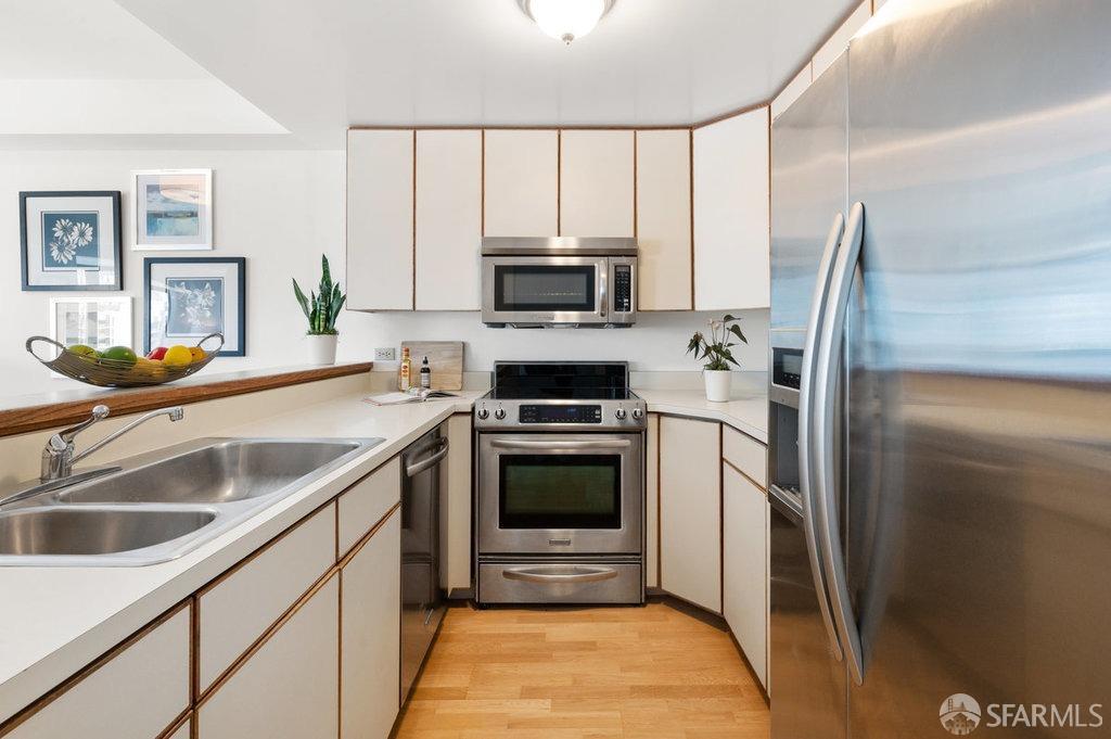 601 Van Ness Avenue # 827