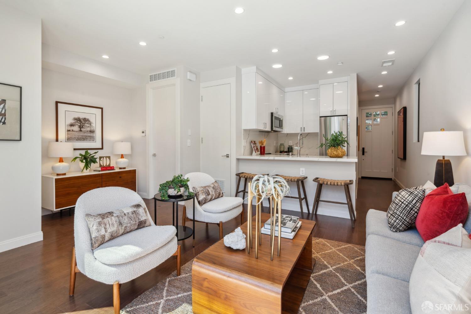 15 Joy Street # A