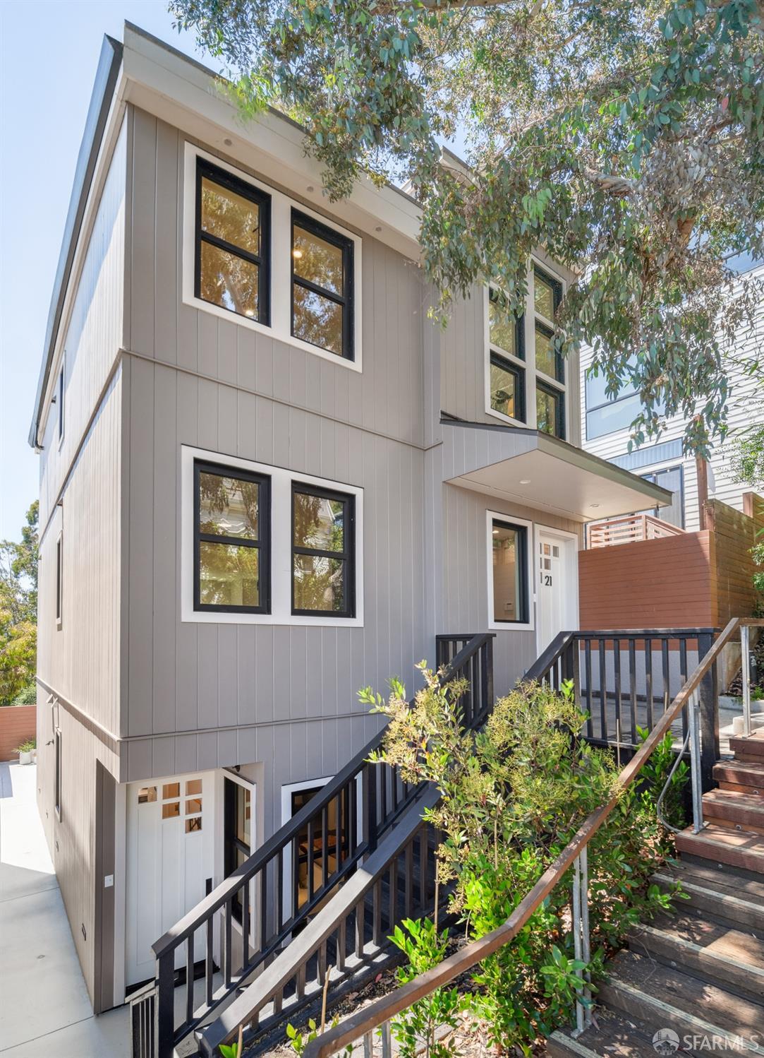 15 Joy Street # A