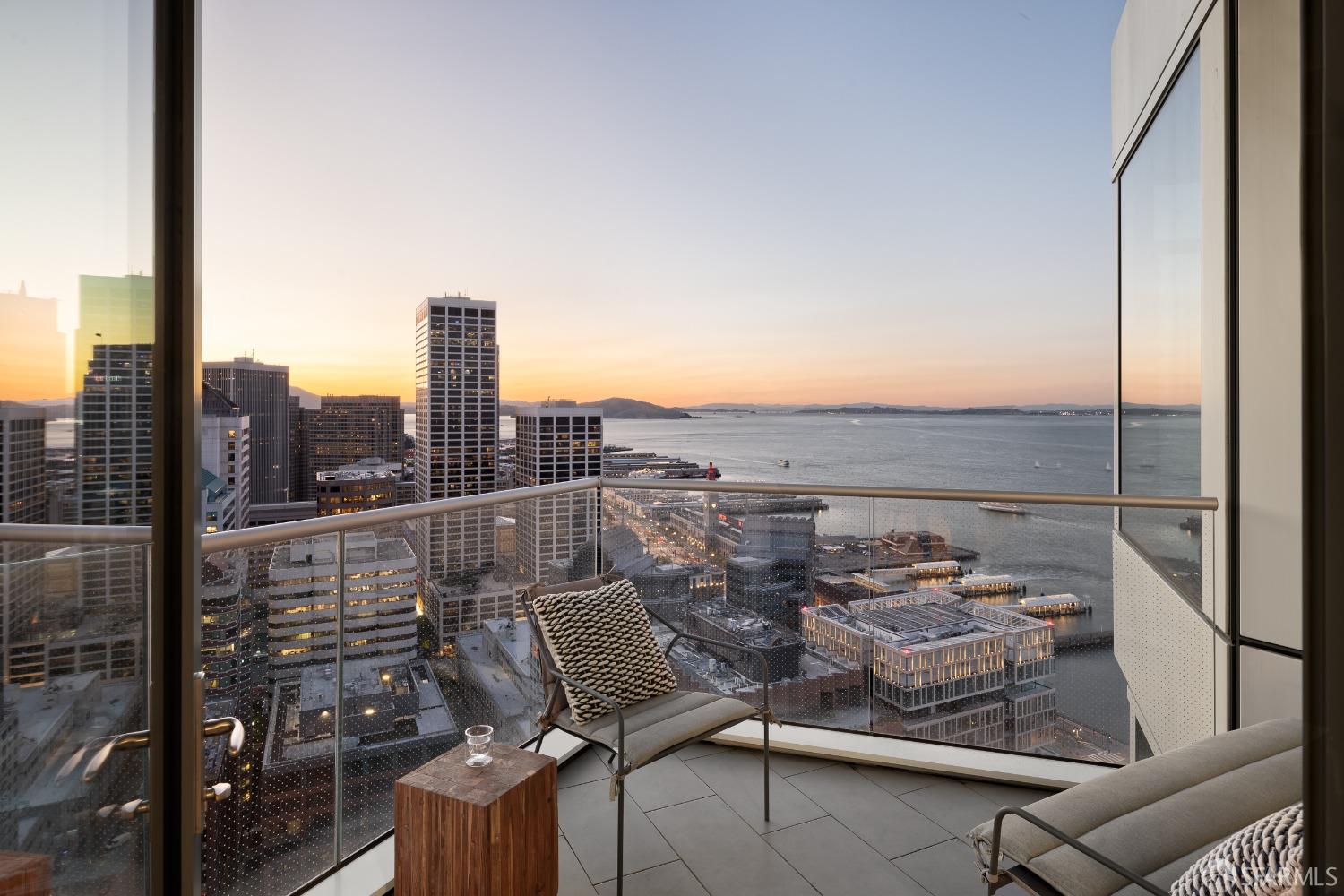 280 Spear Street # 39B