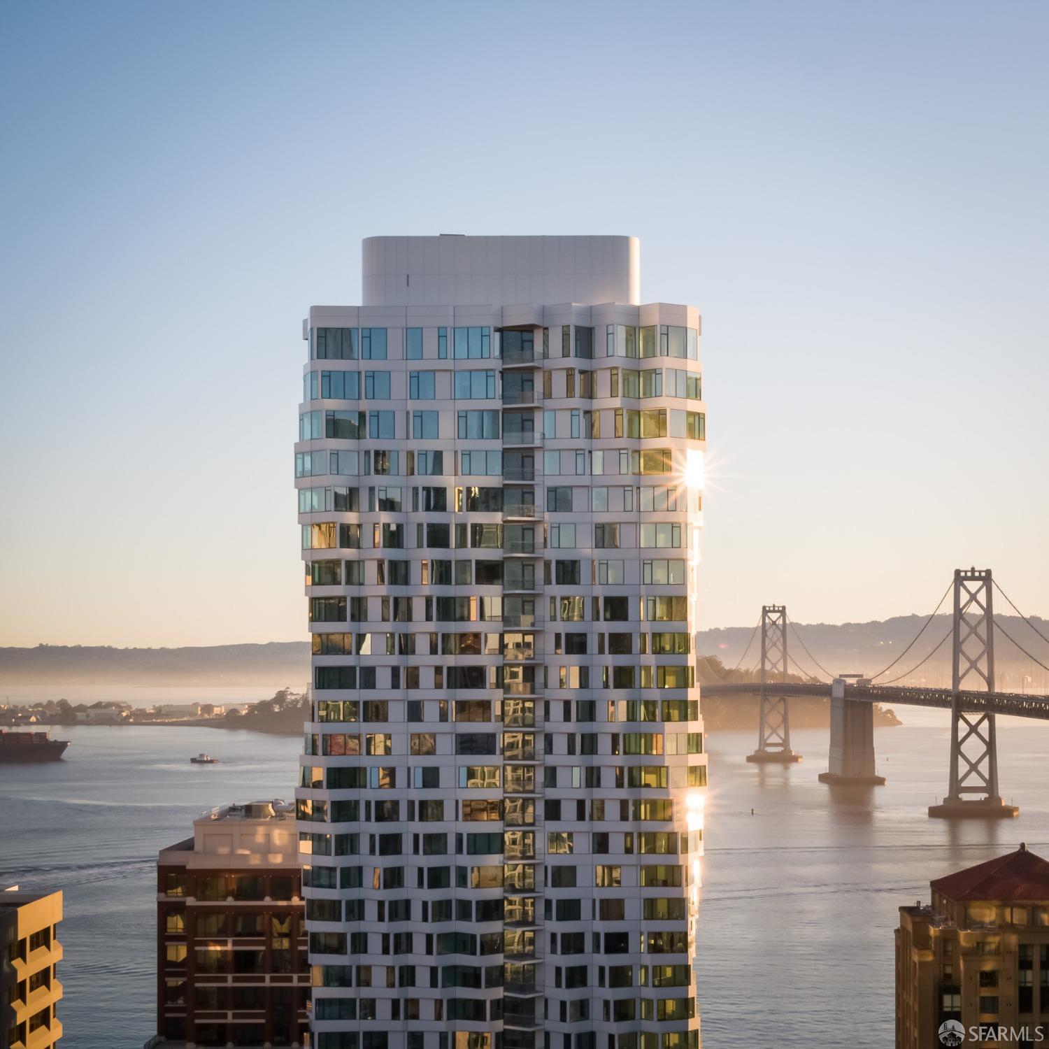 280 Spear Street # 39B