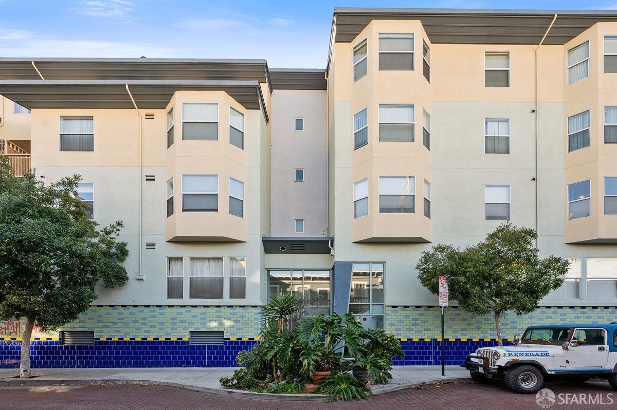 1330 Stevenson St #C201