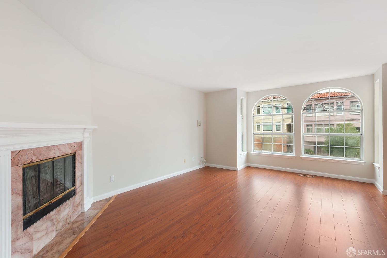 721-723 32nd Avenue