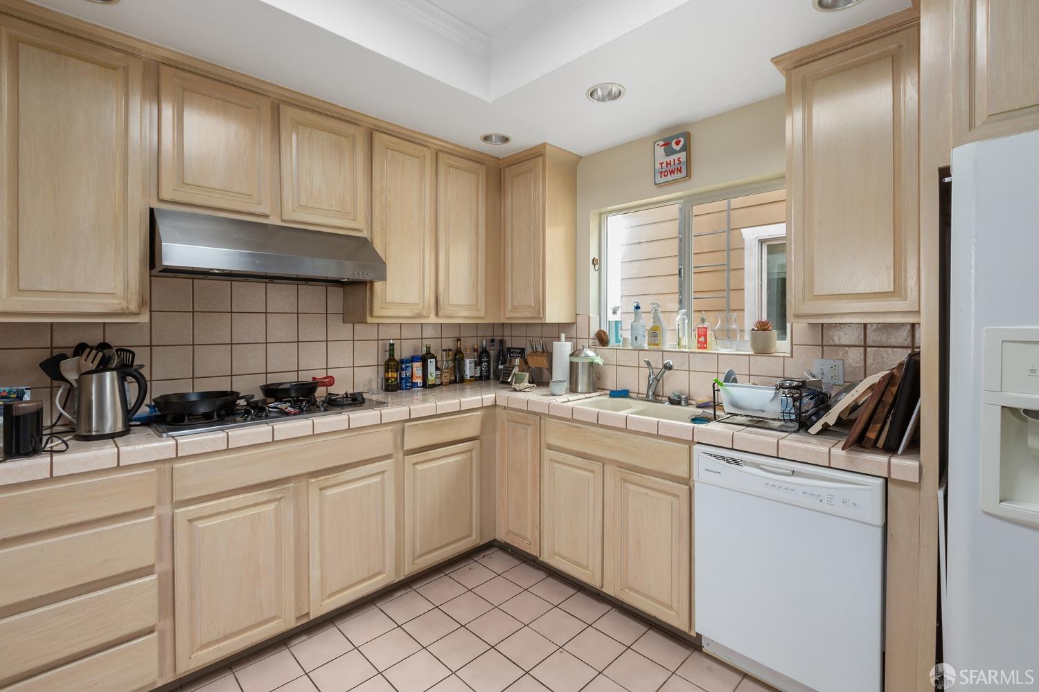 721-723 32nd Avenue