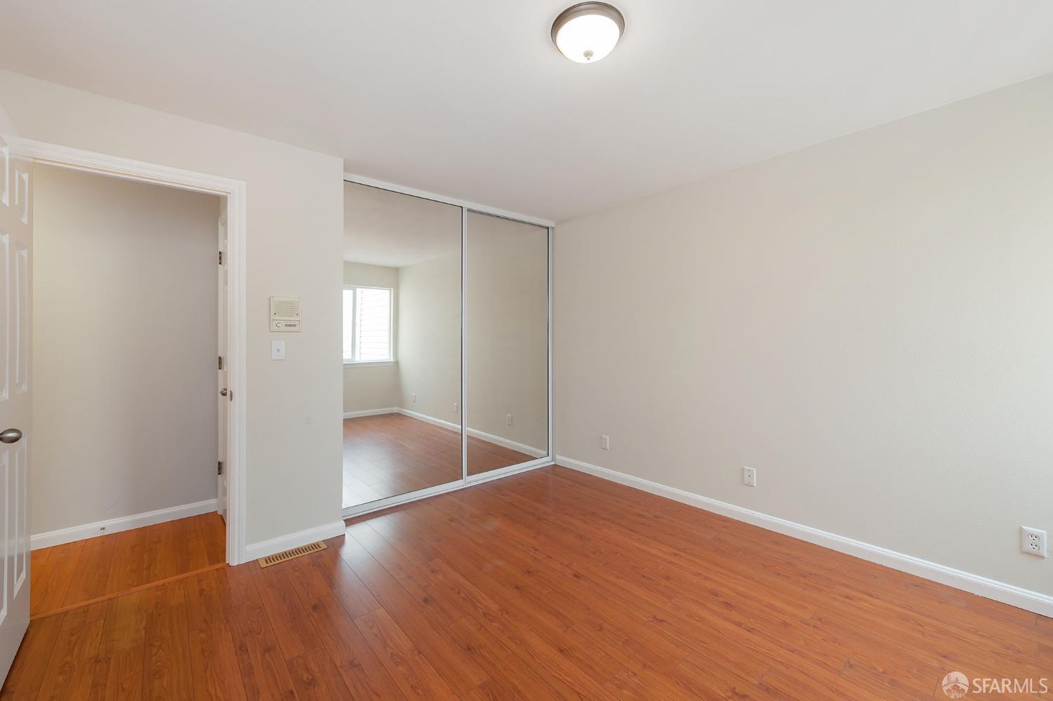 721-723 32nd Avenue