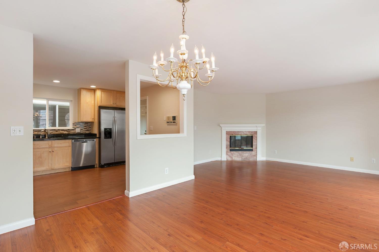 721-723 32nd Avenue