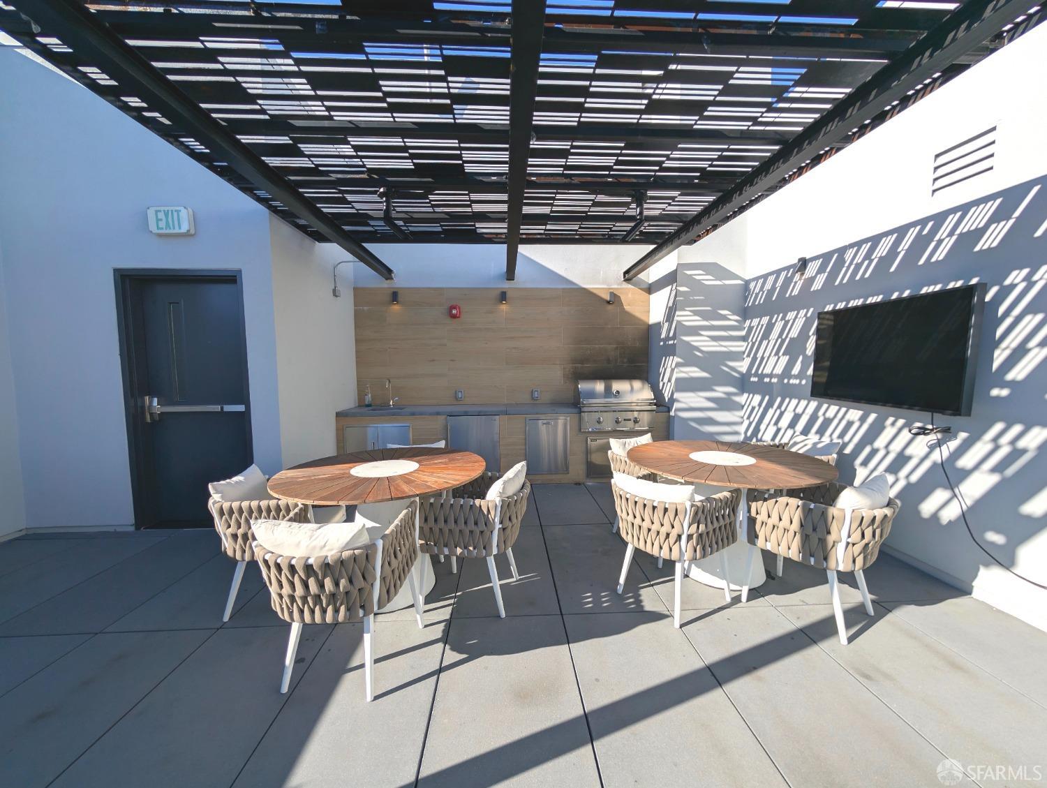 1288 Howard Street # 614