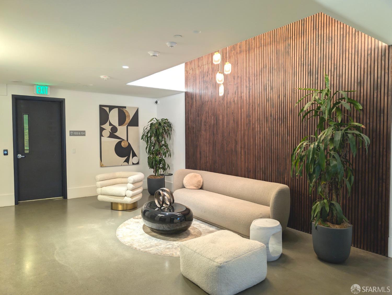 1288 Howard Street # 614