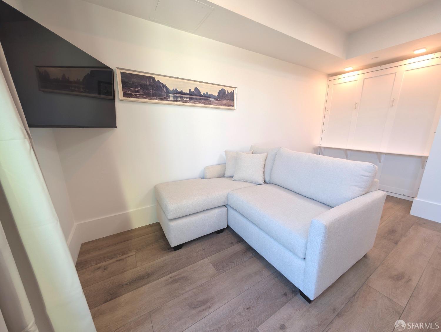 1288 Howard Street # 614