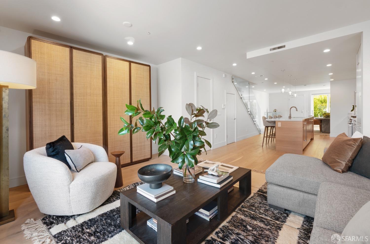 2779 Folsom Street # 6