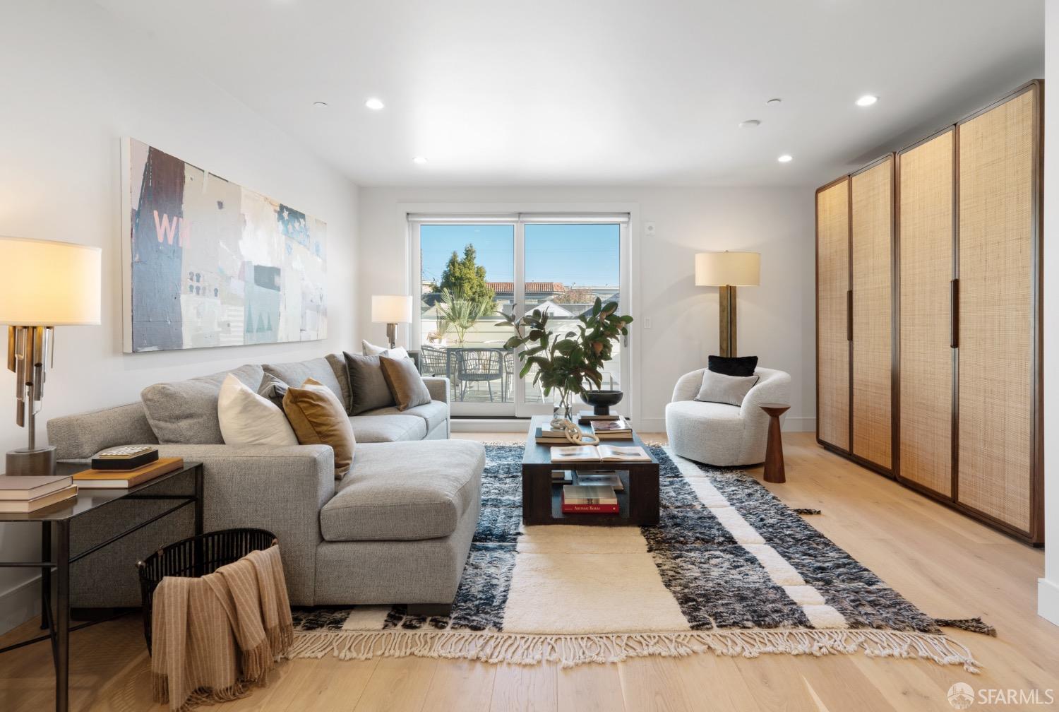 2779 Folsom Street # 6